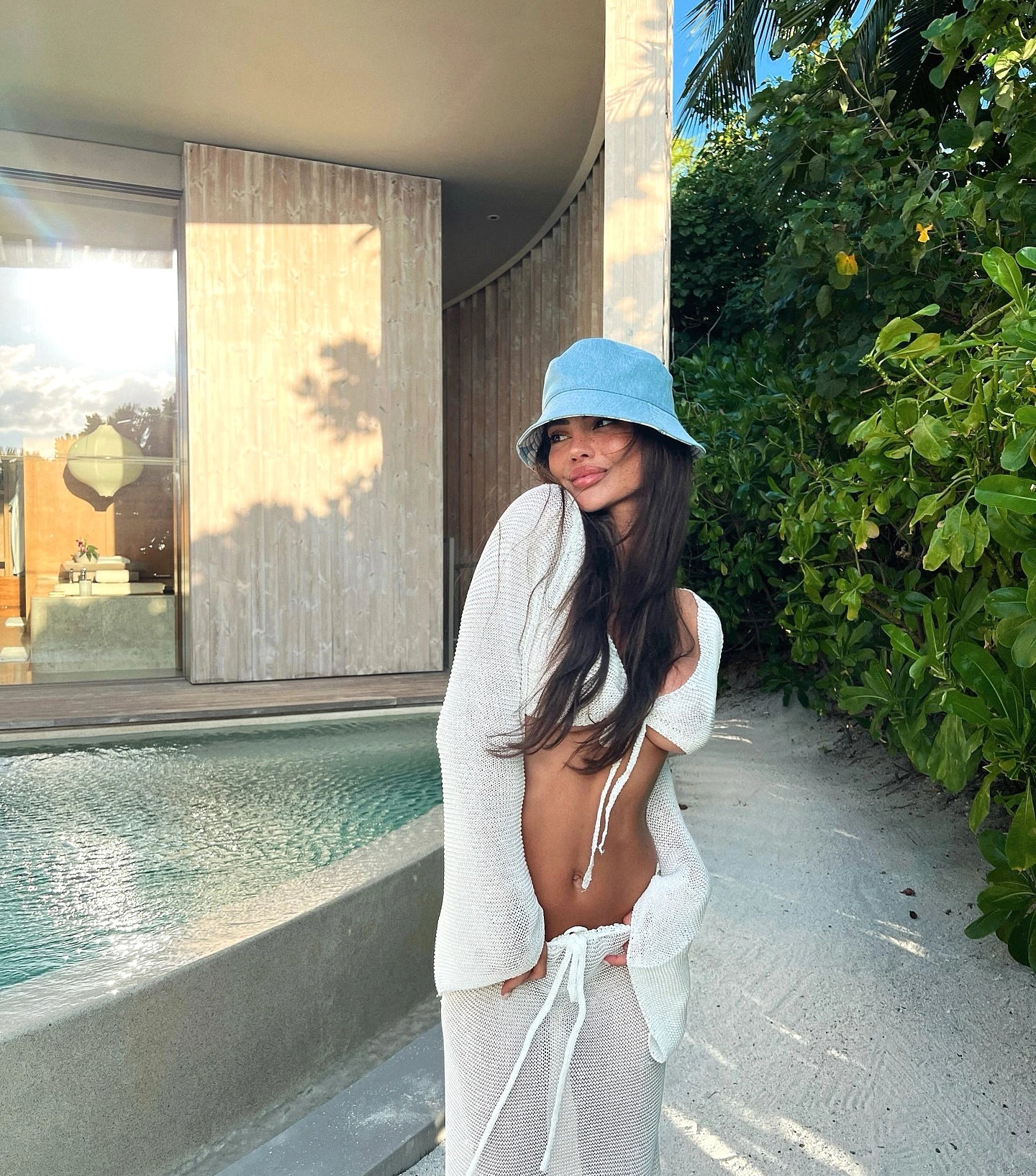 Solid Colour Sexy Beachwear Swimsuit Cover Up Knit Two-piece 2025 Summer Women's Big Bell Sleeve Lace-up Top Long Skirt Set K128