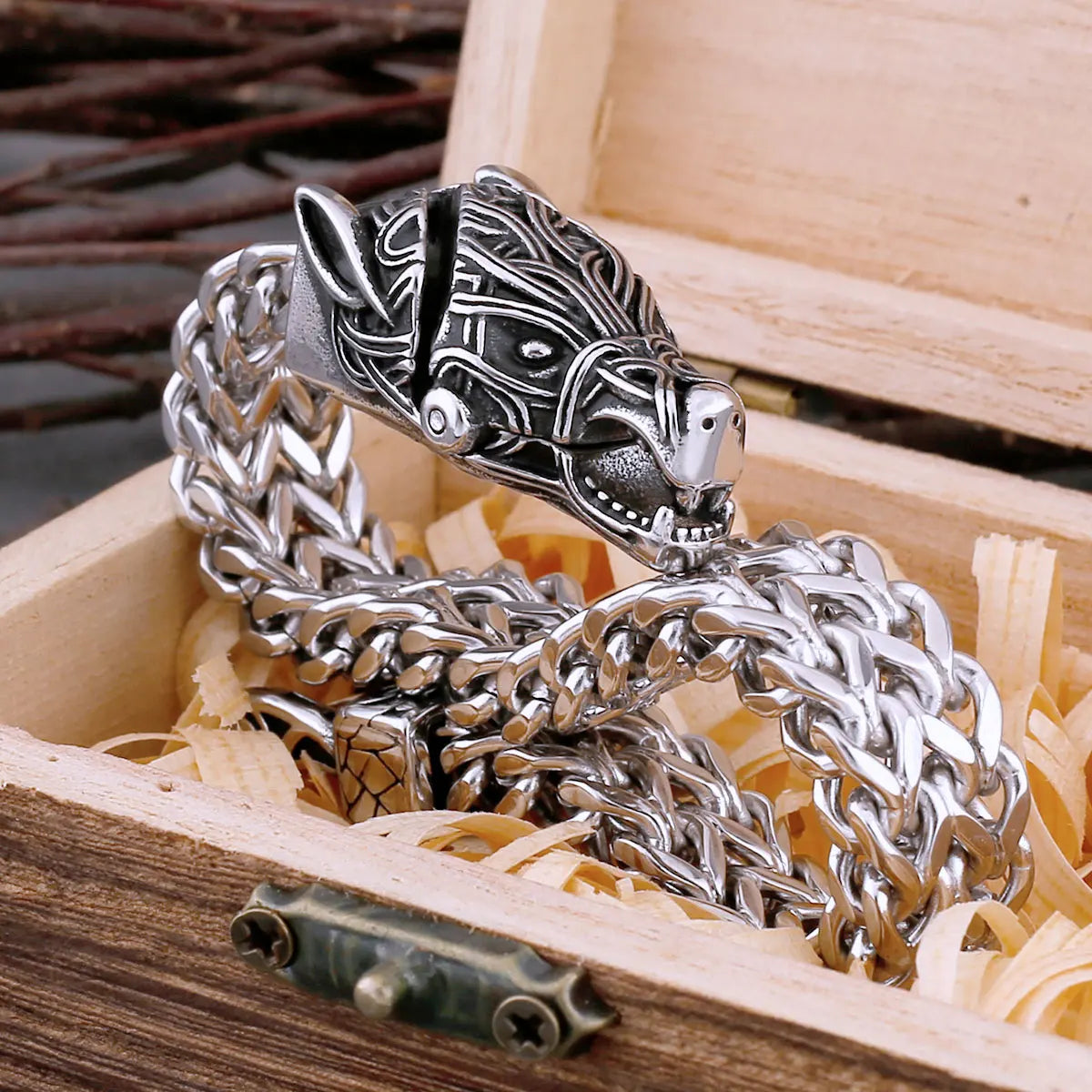 Fashionable Nordic Wolf Head 316L Stainless Steel Bracelet Dominant Animal Men's Bracelet Punk Cool Biker Wristband Accessories
