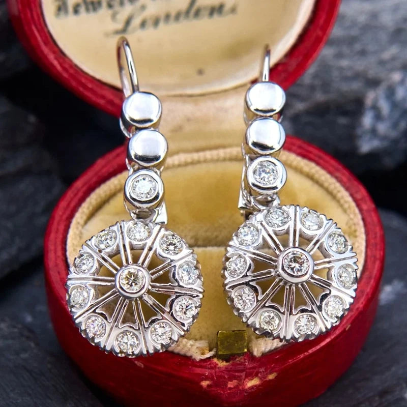 Delicate Bright Zirconia Stud Earrings for Women Engagement Jewelry Fashion Silver Color Accessories for Wedding Ceremony