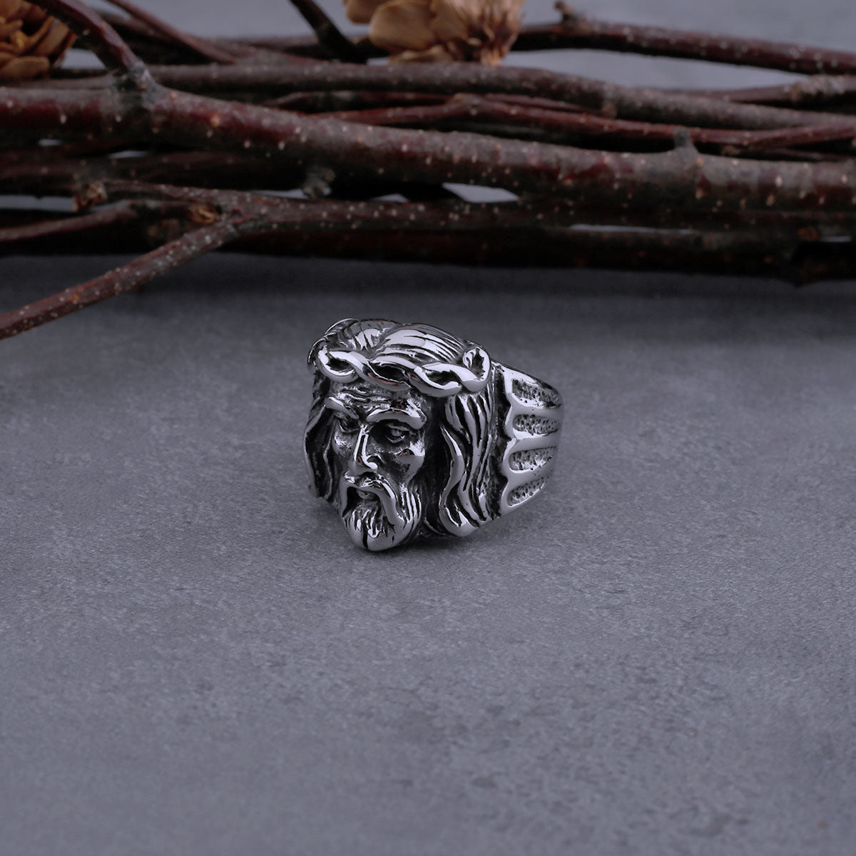 Stainless Steel Vintage Jesus Head Ring Men's High Quality Fashion Punk Catholic Faith Cross Ring Religious Biker Jewelry Gift