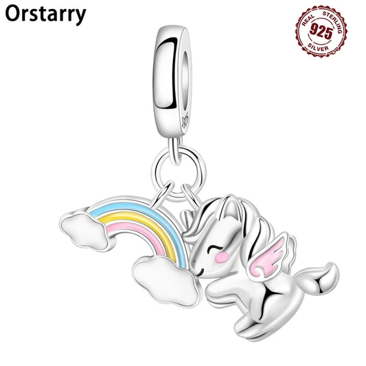 New 925 Sterling Silver Embracing the Rainbow Unicorn Pendants Bracelet Charms Fit Jewelry Party Beads DIY Fine Gifts Accessory
