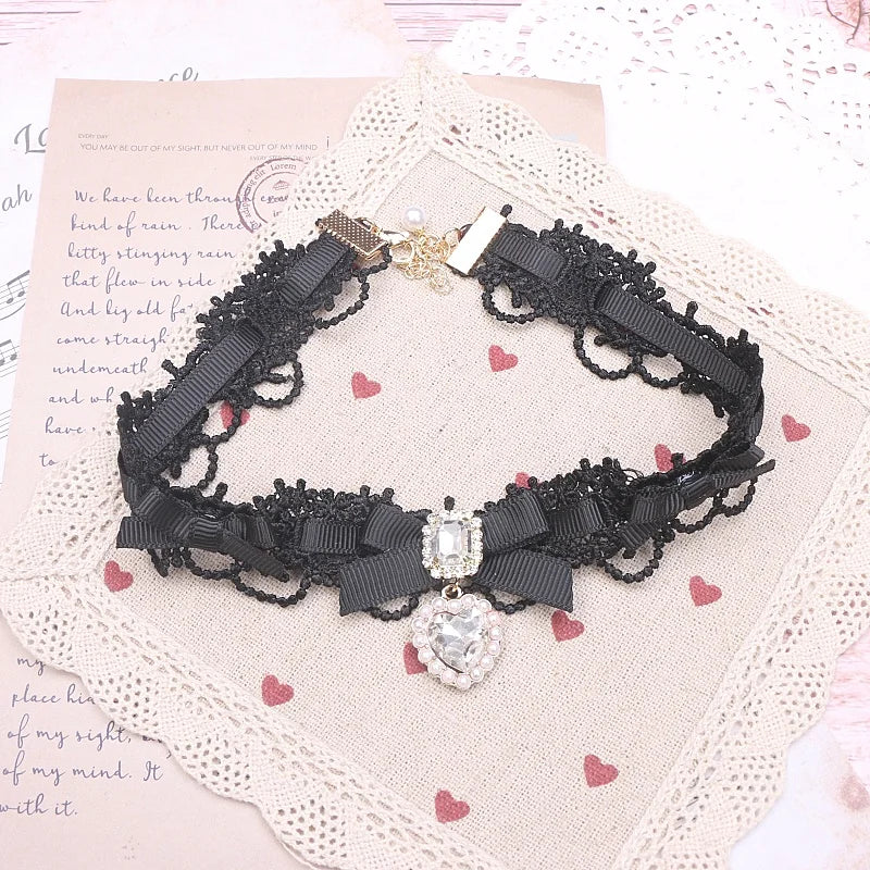 Lolita-Style Lace Choker Pearl Heart Rhinestone Necklace Lolita Pendant Girl Sweet Pearl Necklace with Heart Pendant for Women
