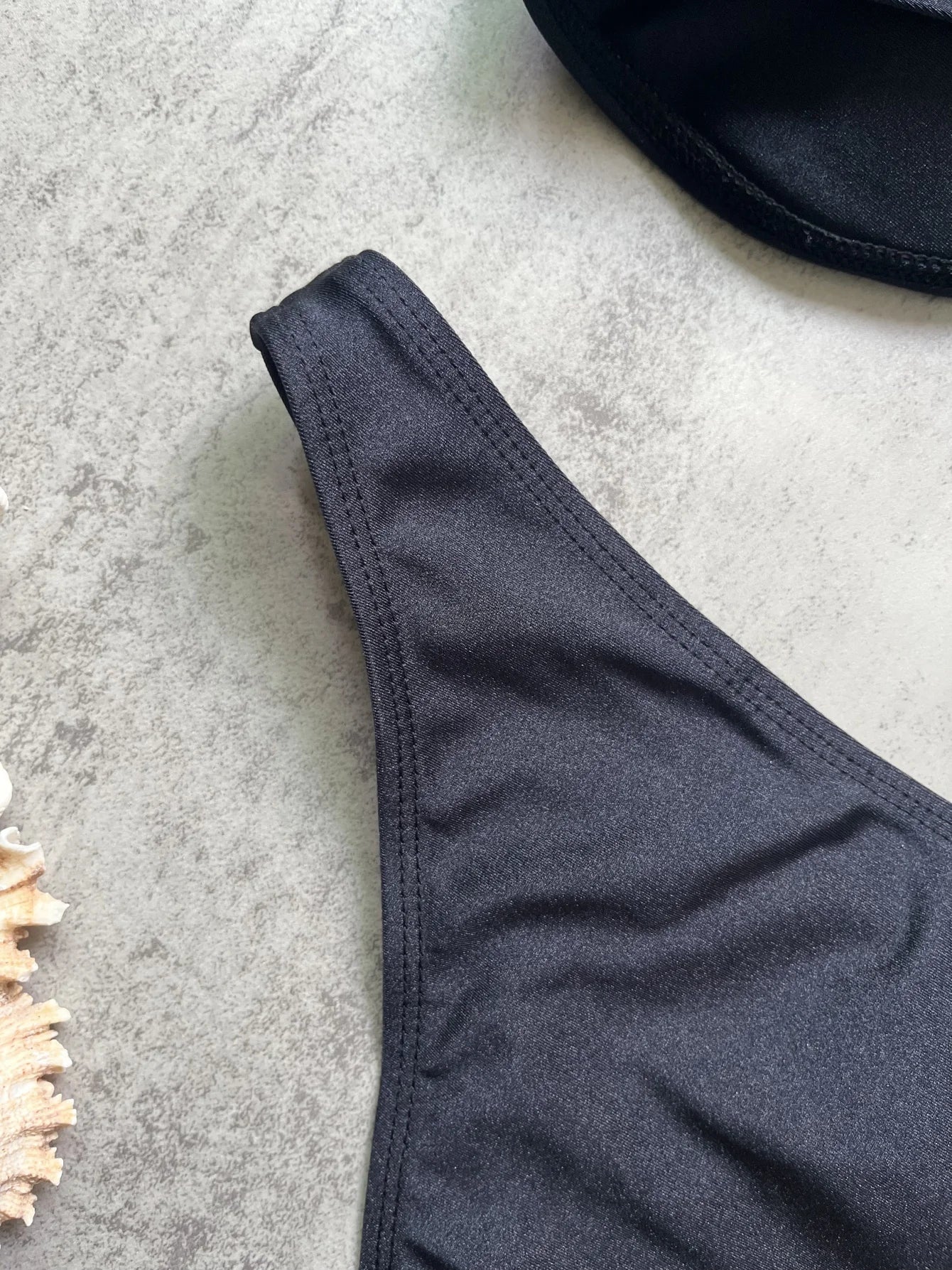 2025 Sexy Bikinis Solid Swimsuits Women's Swimwear Push Up Female Beach Swim Wear Bathing Suits Brazilian Bikini Set Pool Bather