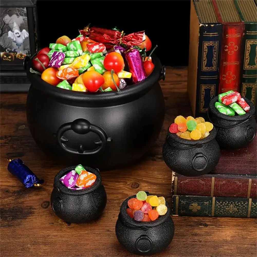 Halloween Candy Bucket Jar Trick Or Treat Black Plastic Cauldron Witch Bowls with Handle Halloween Party Decorations Props
