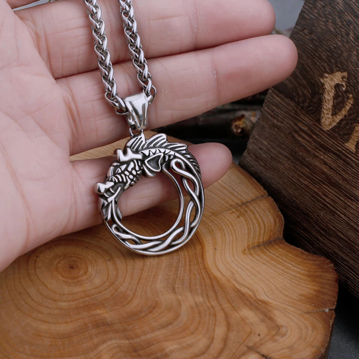 Men's Viking Self Devourer Necklace Celtic Knot Hip Hop Amulet Dragon Pendant Scandinavian Fashion Jewelry for Men Gifts