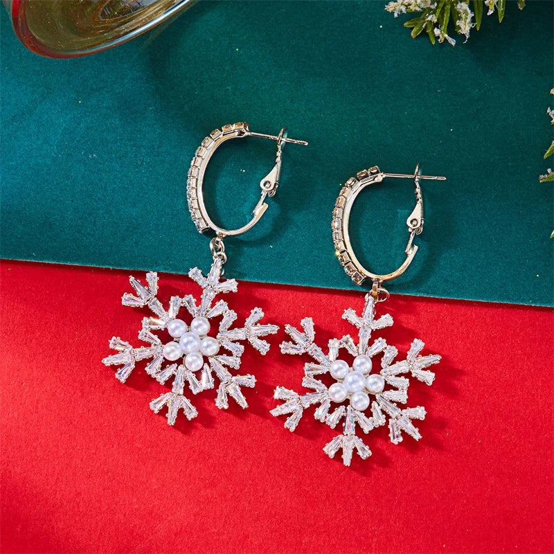 New Shiny Snowflake Earrings for Women Unique Imitation Pearl Long Chain Rhinestone Retro Pendant Earrings Fashionable Jewelry