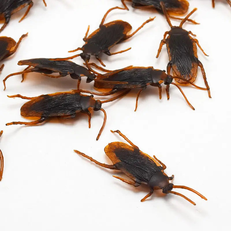 Realistic Plastic Fake Bug Trick Toys Insects Halloween Prank Toy Cockroaches Spiders Worms Kids April Fool's Day Prank Gifts