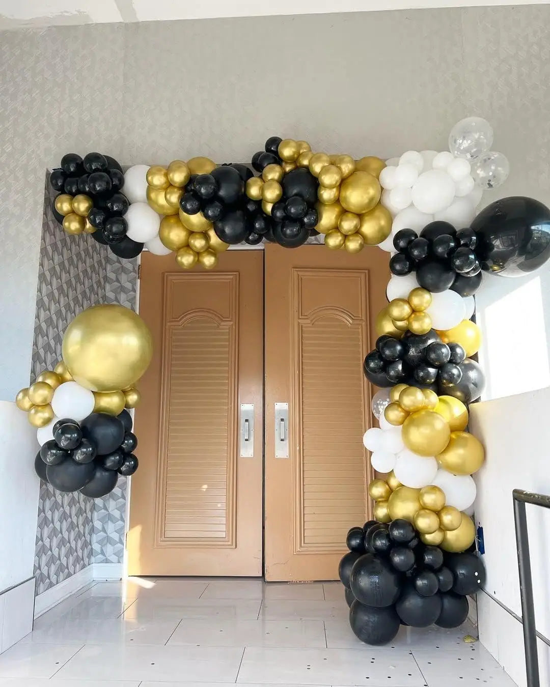 50PCS Black Gold Mother's Day, Father's Day, graduation season Valentine's Day Baby Shower Gender Reveal Party Supplies Balloons