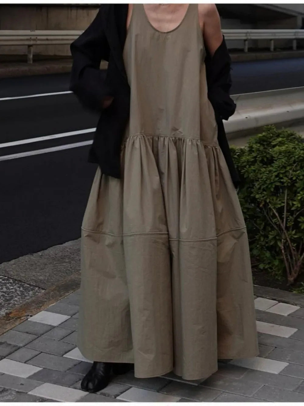 Kuzuwata New Sleeveless Collarless Slim Fit Dress Loose Big Swing Waist Casual Simple Robe Japan Fashion Lazy Ruched Vestidos