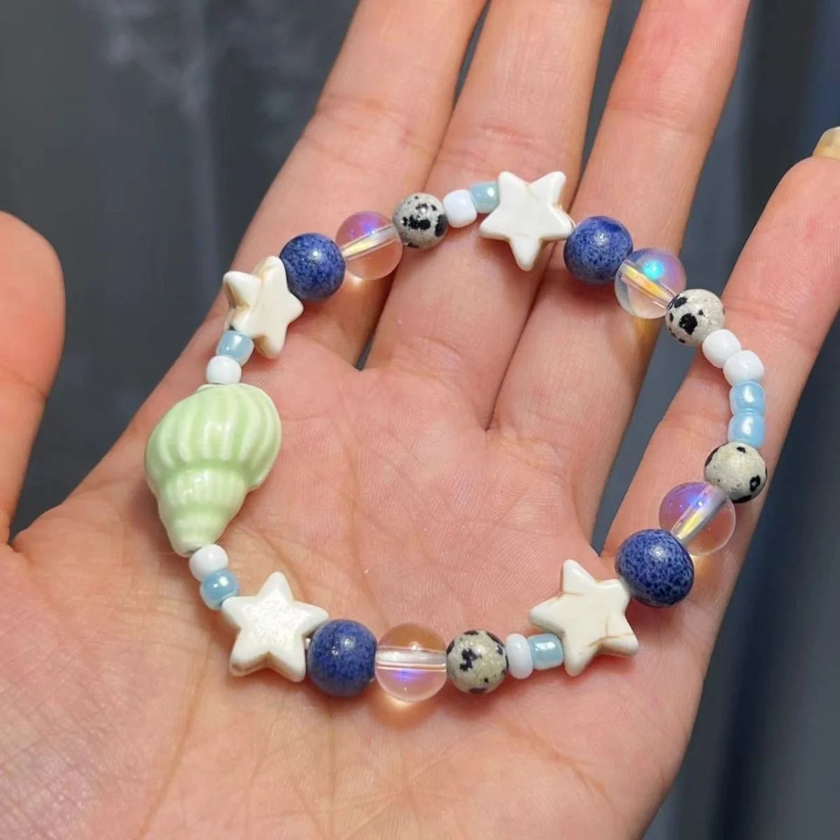 Bohemian Conch Starfish Shells Beaded Bracelets for Women Girls Boho Style Shell Beaded Beach Bangles Jewelry Gift Adjustable
