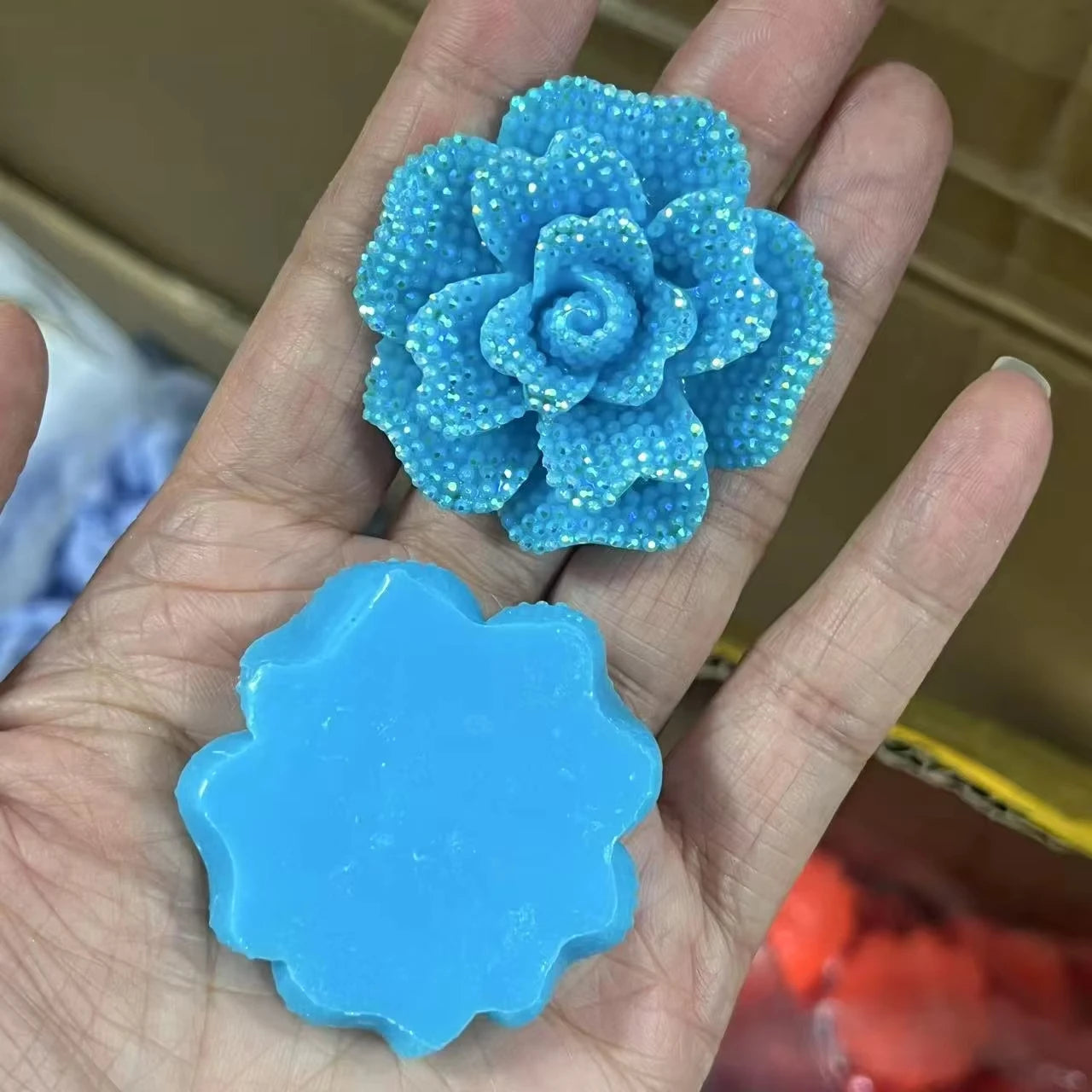 4Pcs Y2K Bling Diamond Metal Purse Presum Bottle Brand Bag Lips BB Key Junk Phone Case Ipadcase Decoration Charms Diy Crafts