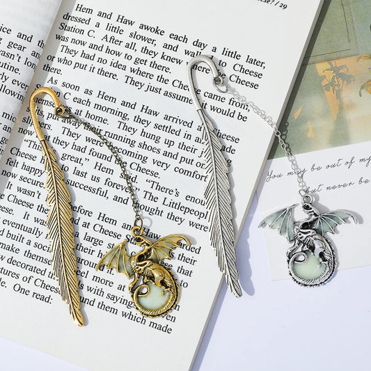 Vintage Feather Dragon Metal Bookmarks Unique Luminous Dragon Pendant Charms for Book Lovers Cool Bookmark Gifts School Supplies