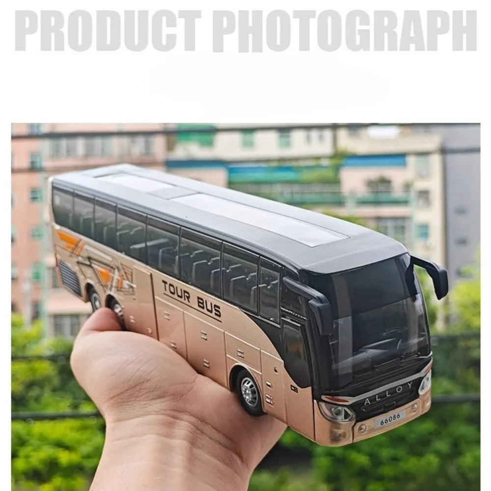 1:30 Business Single Alloy Diecast Double Decker Bus Model Toys Car Doors Opened Sound Light Pull Back Cars Child Christmas Gift