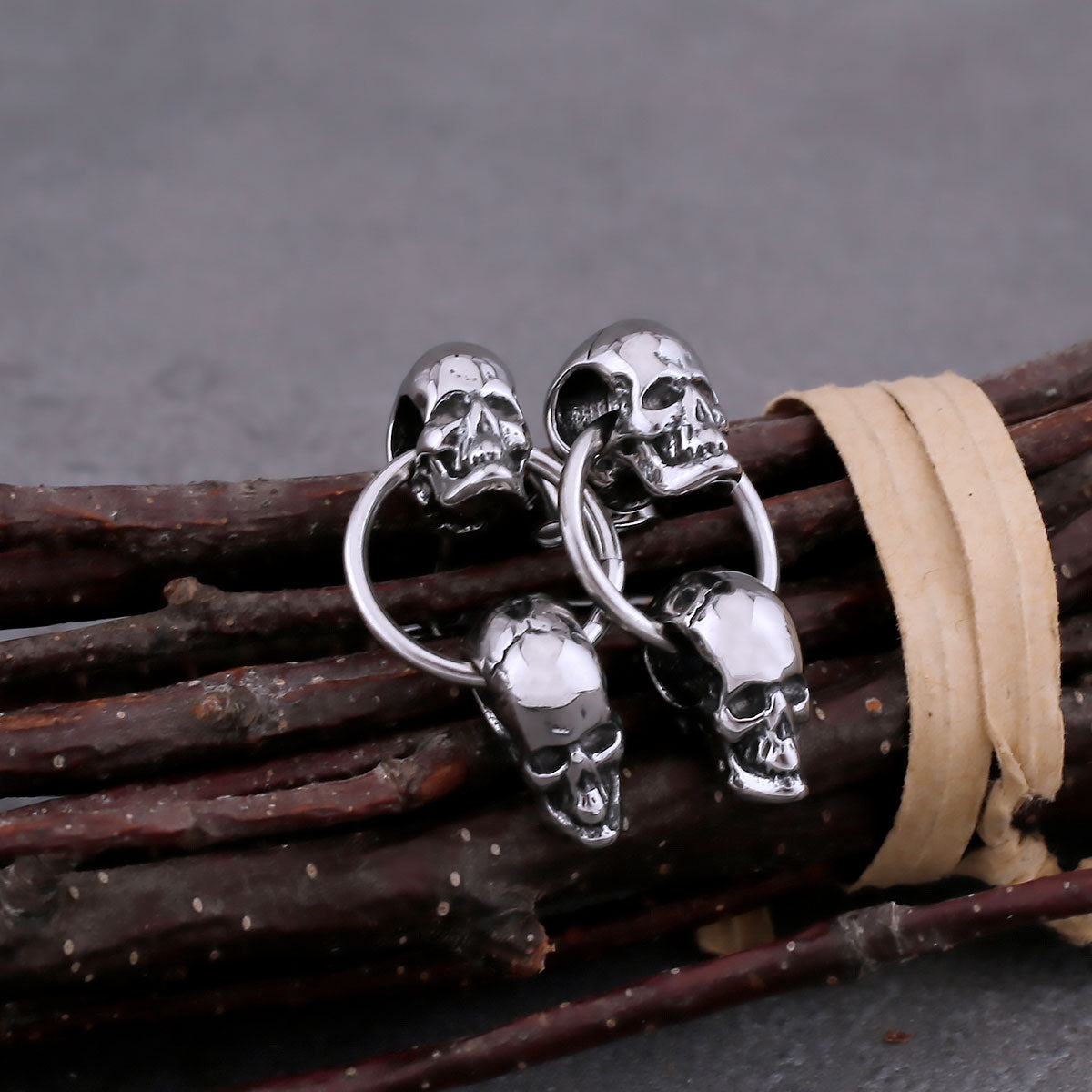 Neo-Gothic Double Skull Drop Earrings For Men and Women Hip Hop Street Style Stainless Steel Earrings Vintage Punk Jewelry Gift