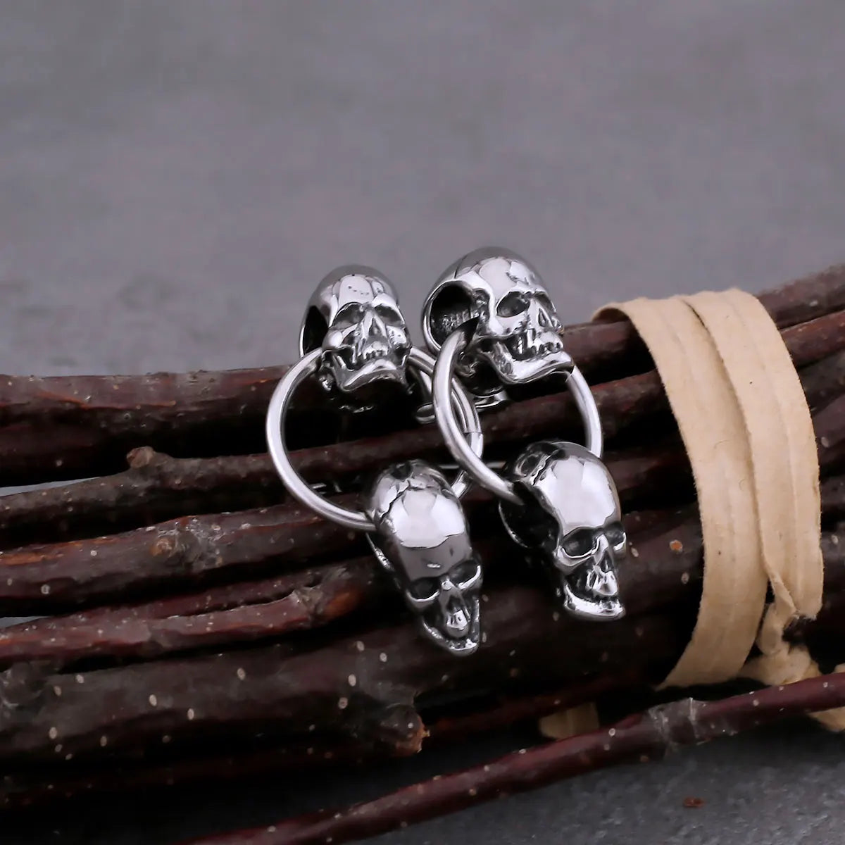 Neo-Gothic Double Skull Drop Earrings For Men and Women Hip Hop Street Style Stainless Steel Earrings Vintage Punk Jewelry Gift