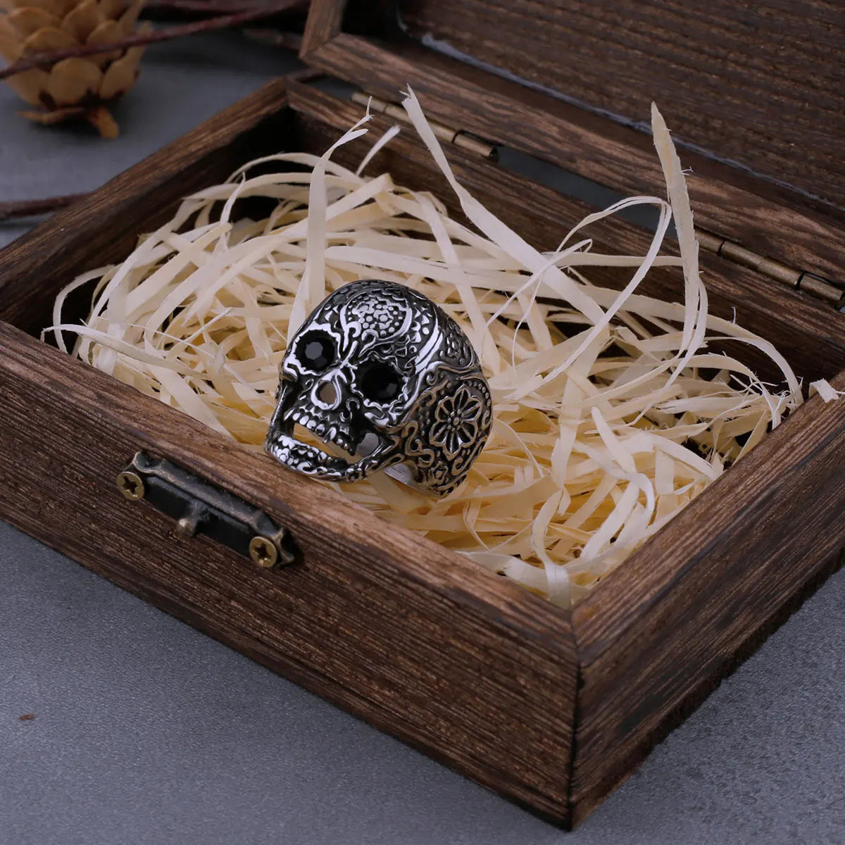 Stainless Steel Retro Flower Skull Ring Men's Gothic Hip Hop Fashion Biker Ring Men's Jewelry Gift Wooden Box Dropshipping