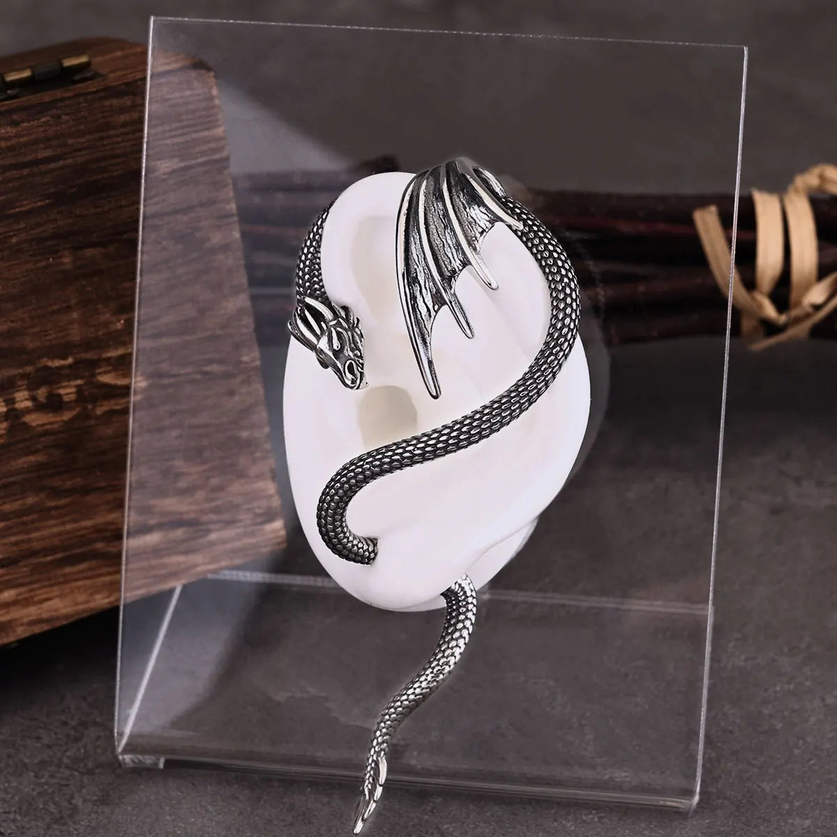 Creative Design Dragon Clip Earring Women Fashion Stainless Steel Animal Wing Non-piercing Ear Cuff Wedding Party Jewelry Gift