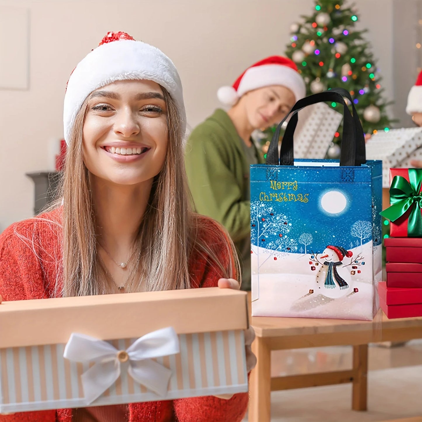 32 Medium Christmas Gift Bags with Handles, Reusable Non-Woven Fabric Christmas Shopping Bags,Holiday Party Supplies Decorations