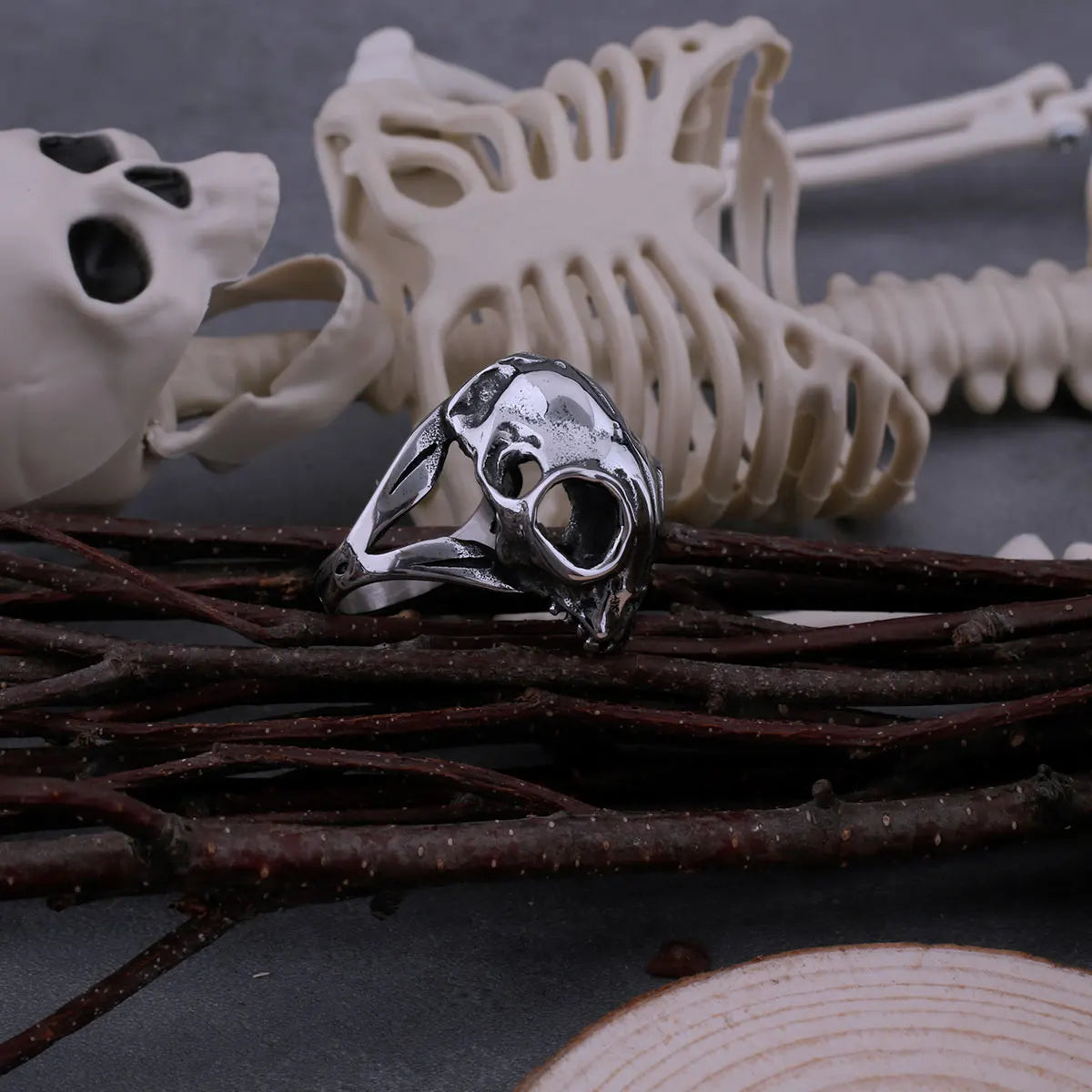 316L Stainless Steel Dinosaur Skull Ring New Men's Retro Gothic Hip Hop Punk Fashion Simple Skull Men's Jewelry Party Gift