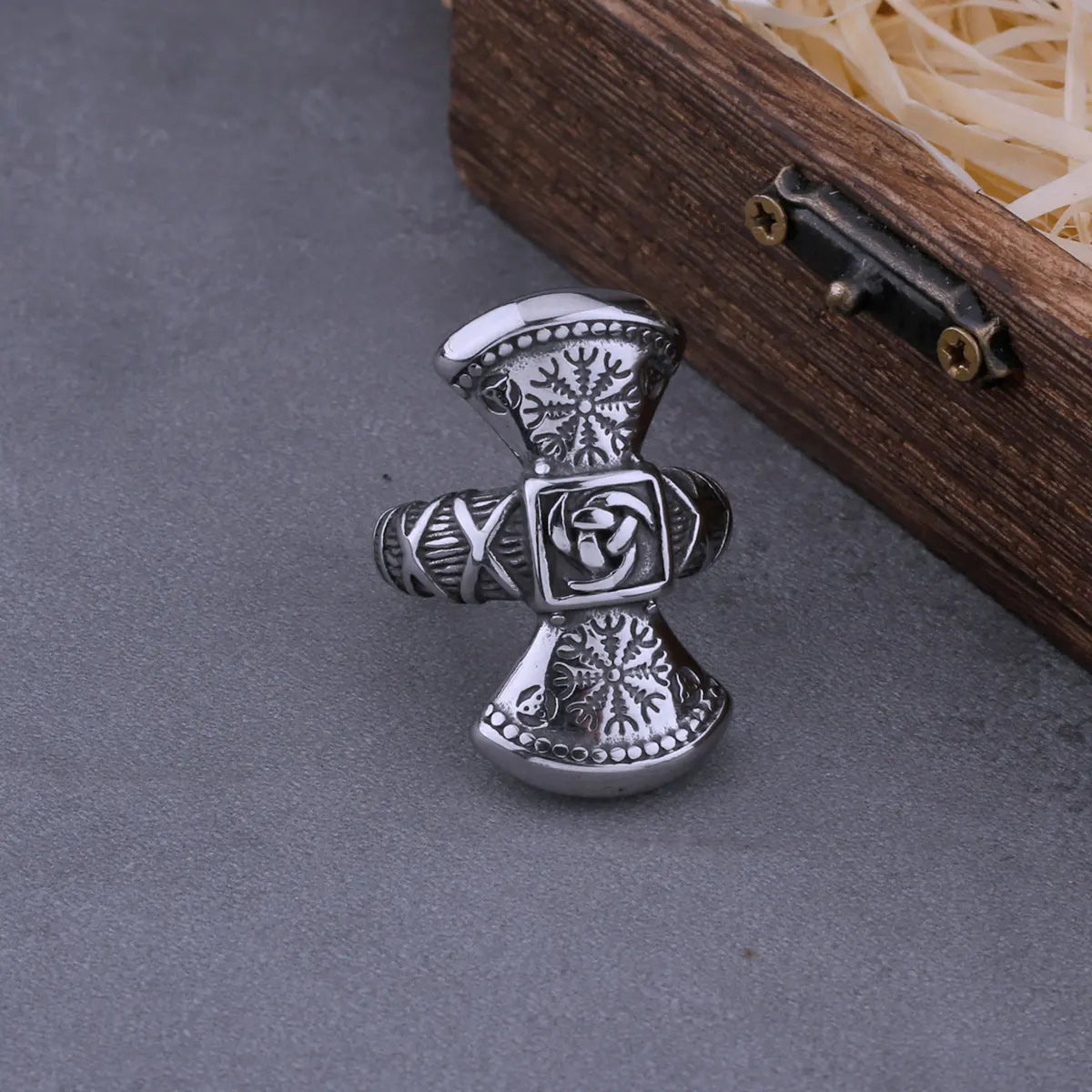 New Viking Double Axe and Road Sign Compass Ring Ring Men's Vintage Celtic Knot Amulet Ring 316L Stainless Steel Jewelry Gift