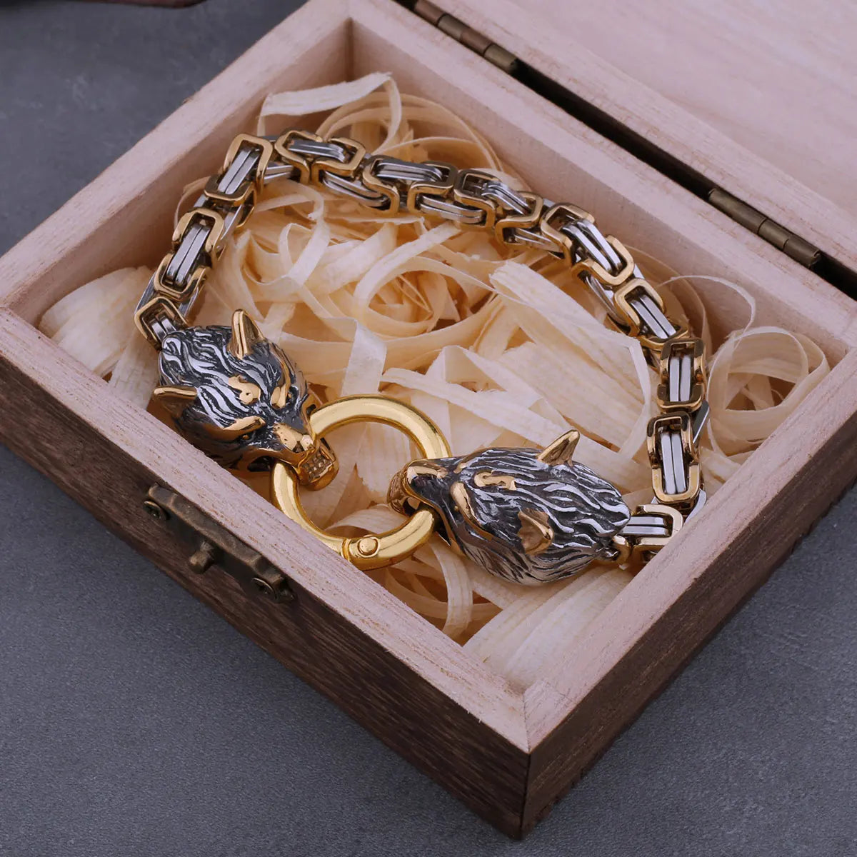 Viking Wolf Head Men's Bracelet Never Fade Hip Hop Rock Glamour Biker Fashion Bracelet Stainless Steel Jewelry Gift With Box