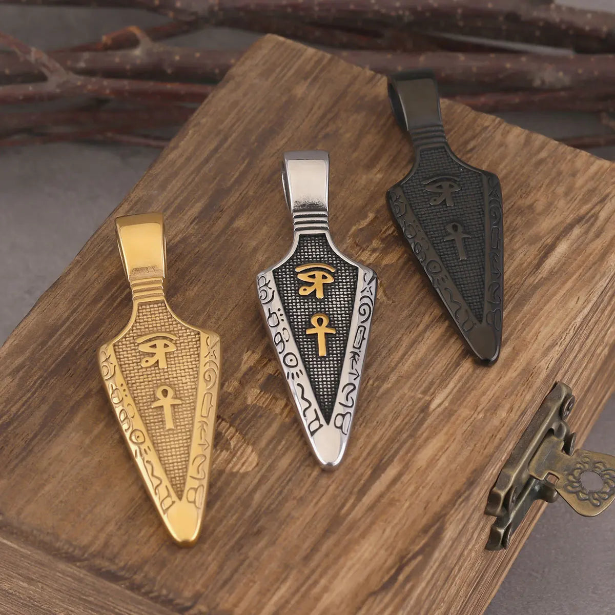 Vikings Stainless Steel Weapon Spear Necklace Scandinavia Rune Amulet Pendant Fashion Men Eye of Horus Gold Color Jewelry Gift