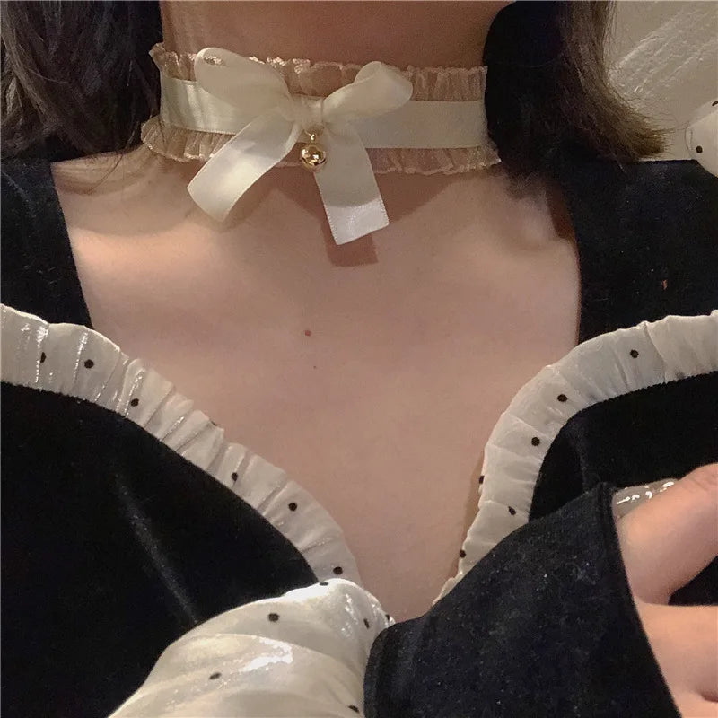Cute White Black Lace Butterfly Bowknot Clavicle Chain Necklace For Women Crystal Bell Pendant Choker Necklace Fashion Jewelry